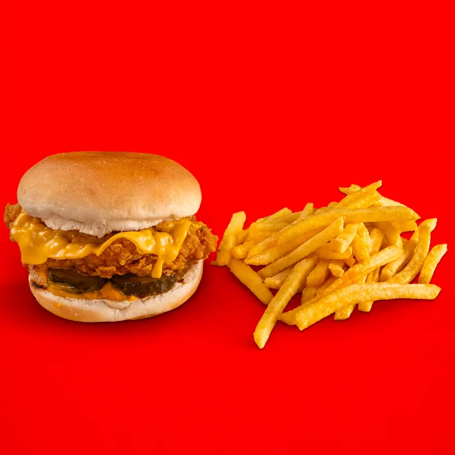 Crunchy Chickens – Çıtır Tavuk & Burger